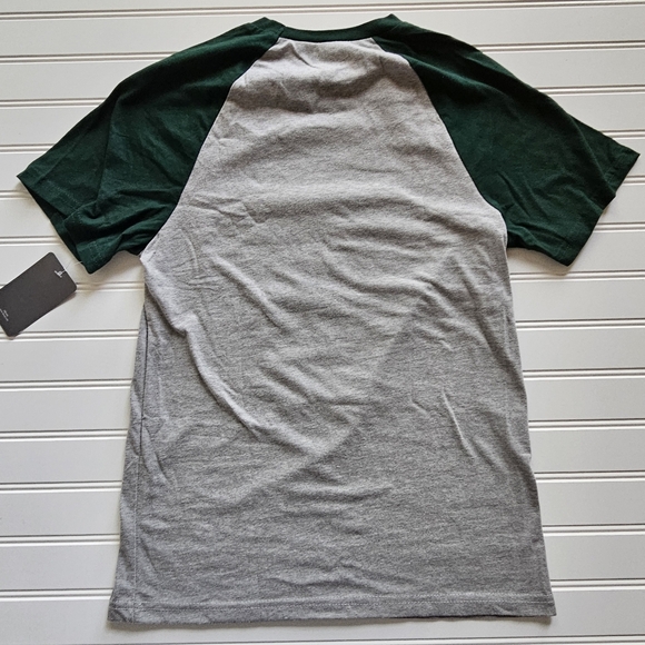 New Men's Disney Snow White Grumpy Grey and Green Seven Dwarfs Shirt Size Small - Picture 5 of 12